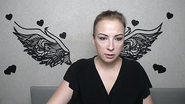 ElizabethSho online show from 07/03/26, 05:19