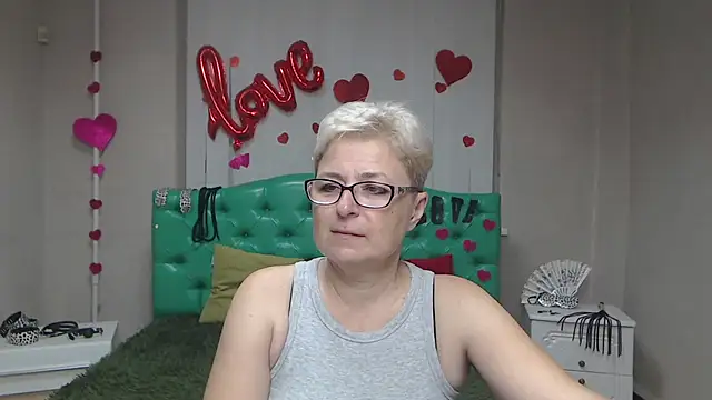 EmiliaGree online show from 09/23/25, 05:05