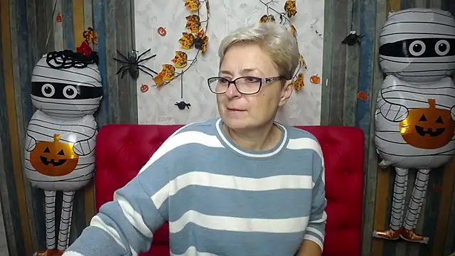 EmiliaGree online show from 11/07/25, 06:02