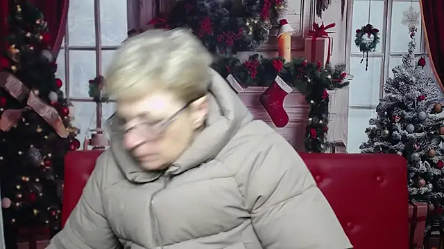 EmiliaGree online show from 01/17/26, 06:33