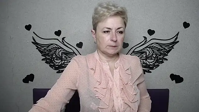 EmiliaGree online show from 04/05/26, 05:21