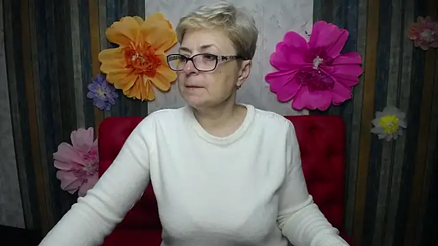 EmiliaGree online show from 04/11/26, 05:06