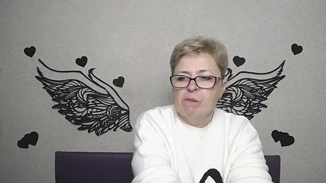 EmiliaGree online show from 04/30/26, 05:19