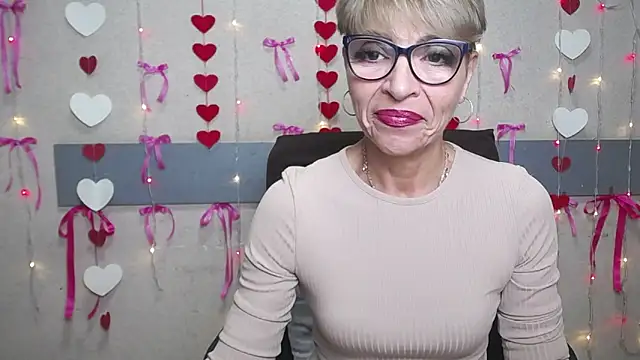 Snapshot of EllaBonito chatting on 01/26/25, 03:47 EllaBonito online show from 01/26/25, 03:47