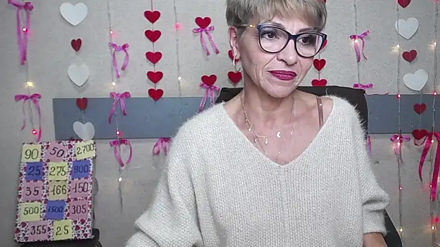 Snapshot of EllaBonito chatting on 02/10/25, 09:25 EllaBonito online show from 02/10/25, 09:25