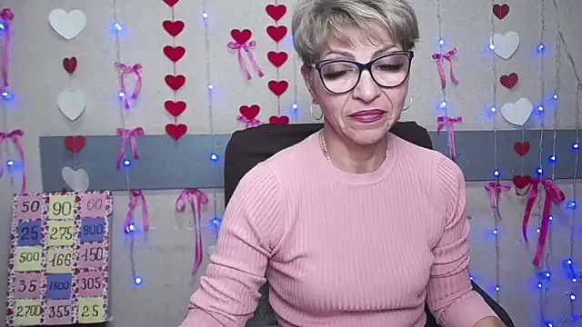 Snapshot of EllaBonito chatting on 02/24/25, 12:48 EllaBonito online show from 02/24/25, 12:48