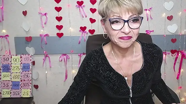 Snapshot of EllaBonito chatting on 02/28/25, 09:36 EllaBonito online show from 02/28/25, 09:36