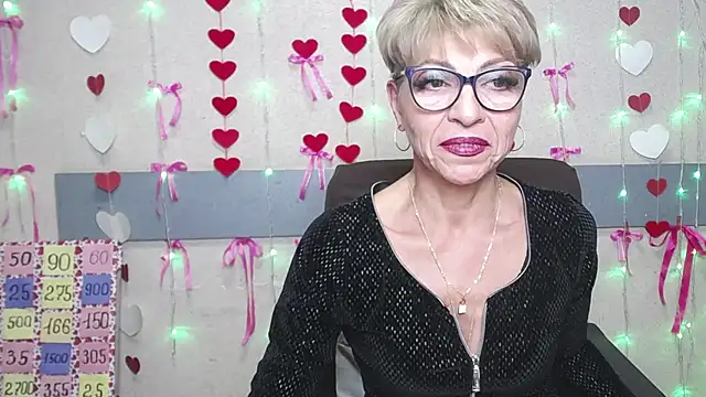 Snapshot of EllaBonito chatting on 02/28/25, 03:48 EllaBonito online show from 02/28/25, 03:48
