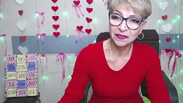 Snapshot of EllaBonito chatting on 03/03/25, 12:48 EllaBonito online show from 03/03/25, 12:48