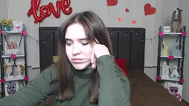 LauraHlot online show from 02/21/25, 01:55