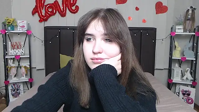 LauraHlot online show from 02/24/25, 03:33