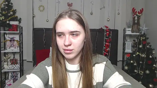 LauraHlot online show from 12/16/25, 06:40