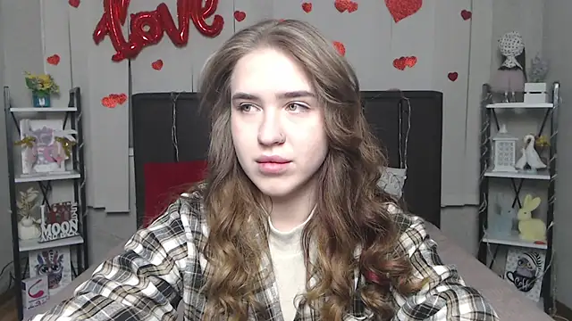 LauraHlot online show from 02/23/26, 06:11