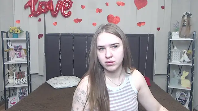 LauraHlot online show from 05/20/26, 06:08