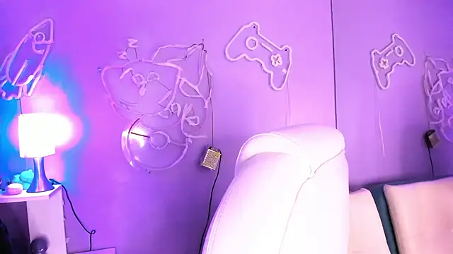 Camiila Osorio online show from 11/11/25, 07:25