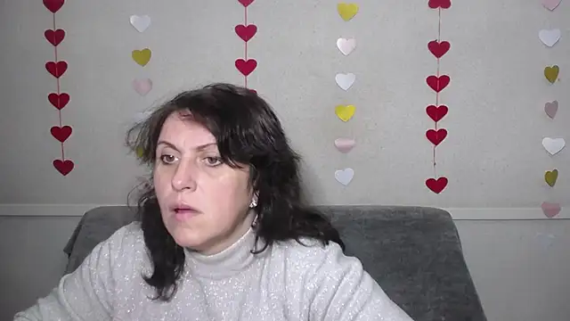 Snapshot of LuciaMii chatting on 02/23/25, 05:56 LuciaMii online show from 02/23/25, 05:56