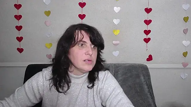 Snapshot of LuciaMii chatting on 02/26/25, 03:10 LuciaMii online show from 02/26/25, 03:10