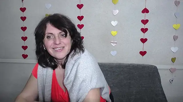 Snapshot of LuciaMii chatting on 03/07/25, 12:26 LuciaMii online show from 03/07/25, 12:26