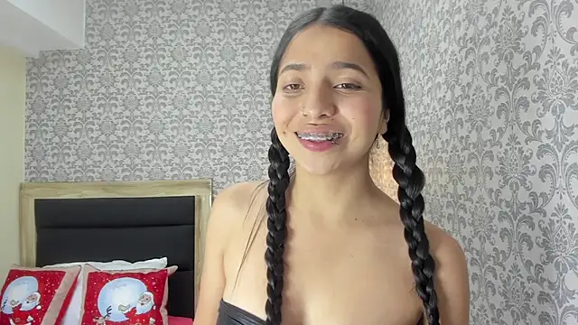 Snapshot of TATIGOLD2 chatting on 12/05/24, 03:28 TATIGOLD2 online show from 12/05/24, 03:28