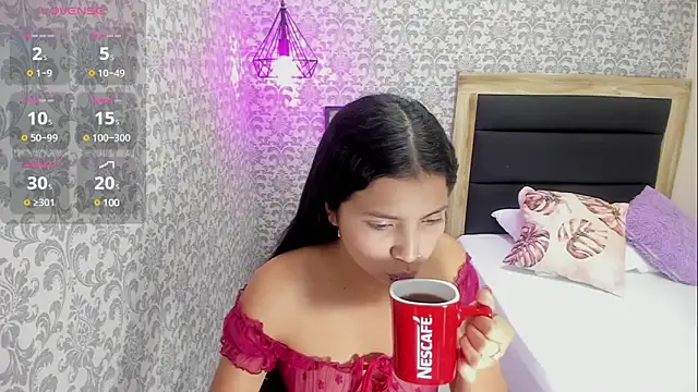 Snapshot of TATIGOLD2 chatting on 03/05/25, 12:33 TATIGOLD2 online show from 03/05/25, 12:33