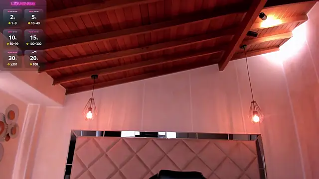 ValeriaVelvet online show from 10/29/25, 12:18