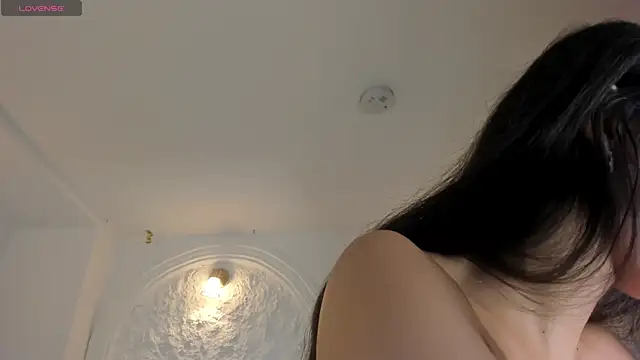 ValeriaVelvet online show from 04/17/26, 12:08