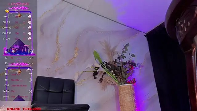 Karla-Ebony online show from 10/10/25, 02:05