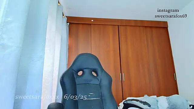 Snapshot of sweetsarasofia chatting on 03/06/25, 08:16 sweetsarasofia online show from 03/06/25, 08:16