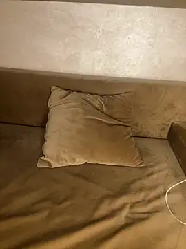 RachaCharmouta online show from 11/05/25, 06:30