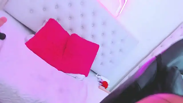 silvana  miller online show from 01/22/25, 10:05