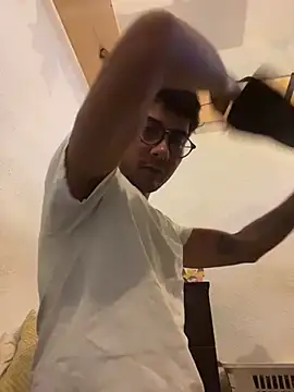 CrazyApachw online show from 03/19/26, 03:32