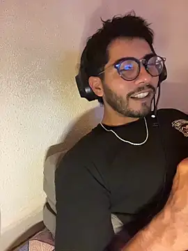 CrazyApachw online show from 04/05/26, 06:10