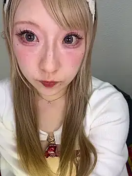 Snapshot of alice__1111 chatting on 05/01/26, 11:59 alice 1111 online show from 05/01/26, 11:59