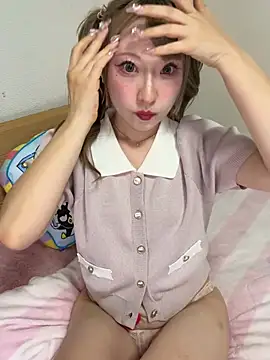 Snapshot of alice__1111 chatting on 06/13/26, 11:19 alice 1111 online show from 06/13/26, 11:19