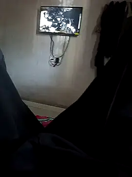 White devil02 online show from 02/20/25, 10:48