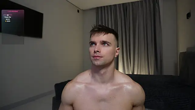 Nik Sharp online show from 03/01/26, 03:41