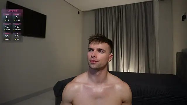 Nik Sharp online show from 03/12/26, 06:14