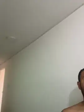 Snapshot of Arilw chatting on 01/29/25, 01:17 Arilw online show from 01/29/25, 01:17