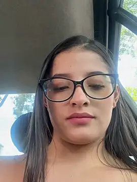 Snapshot of Arilw chatting on 03/02/25, 05:14 Arilw online show from 03/02/25, 05:14