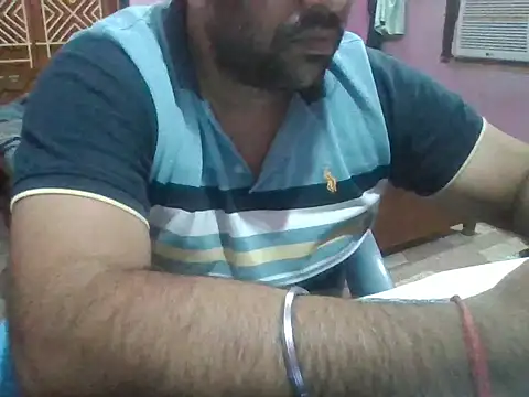 boyplay1000 online show from 12/03/25, 11:19