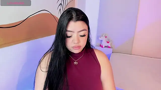 Snapshot of MelissaWhite4 chatting on 12/08/24, 09:19 MelissaWhite4 online show from 12/08/24, 09:19