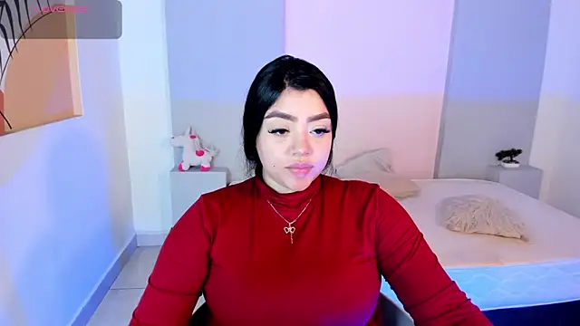 Snapshot of MelissaWhite4 chatting on 12/13/24, 08:58 MelissaWhite4 online show from 12/13/24, 08:58