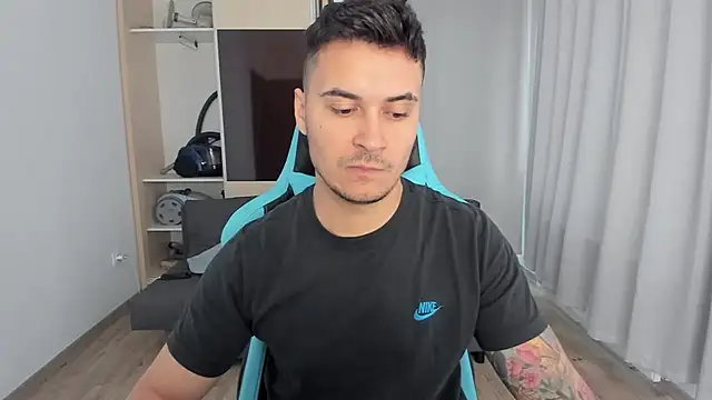 MatMalonne online show from 11/25/25, 06:35