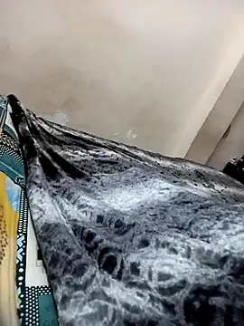 Snapshot of Shubuu__x chatting on 02/15/26, 09:08 Shubuu x online show from 02/15/26, 09:08