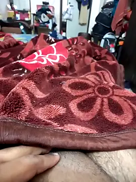 Snapshot of Shubuu__x chatting on 02/24/26, 10:57 Shubuu x online show from 02/24/26, 10:57