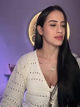 SarahhSmitth1 online show from 12/15/25, 12:26