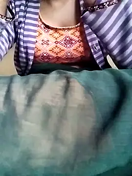 Snapshot of Cutkajal chatting on 02/16/25, 01:58 Cutkajal online show from 02/16/25, 01:58
