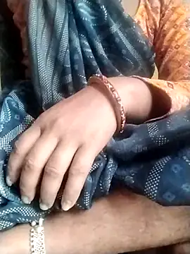 Snapshot of Cutkajal chatting on 02/28/25, 07:15 Cutkajal online show from 02/28/25, 07:15