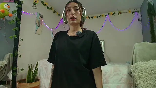 Tomoe b online show from 01/07/26, 03:42