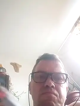 Snapshot of Bigpenis6y chatting on 02/19/26, 03:52 Bigpenis6y online show from 02/19/26, 03:52